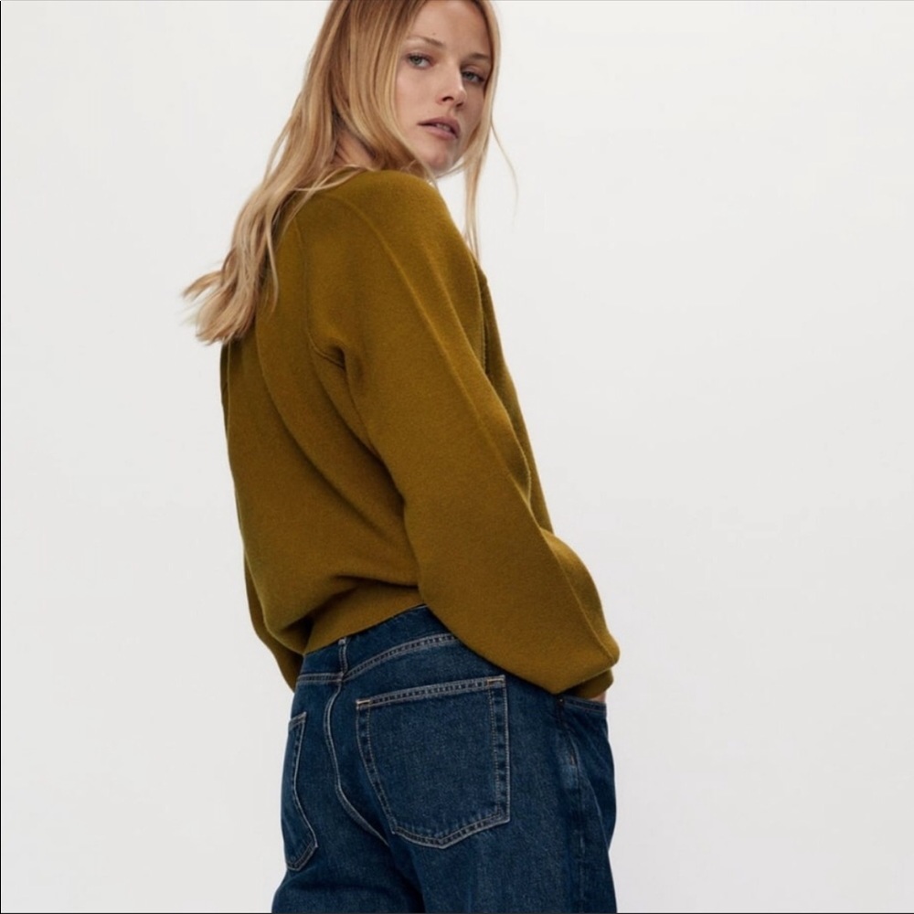 ⚡️LAST ONE⚡️ Zara Seam Detail Knit Sweater - Picture 6 of 7